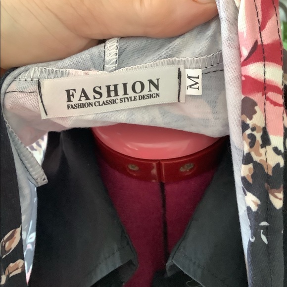 Light colourful cardigan. - Picture 5 of 5